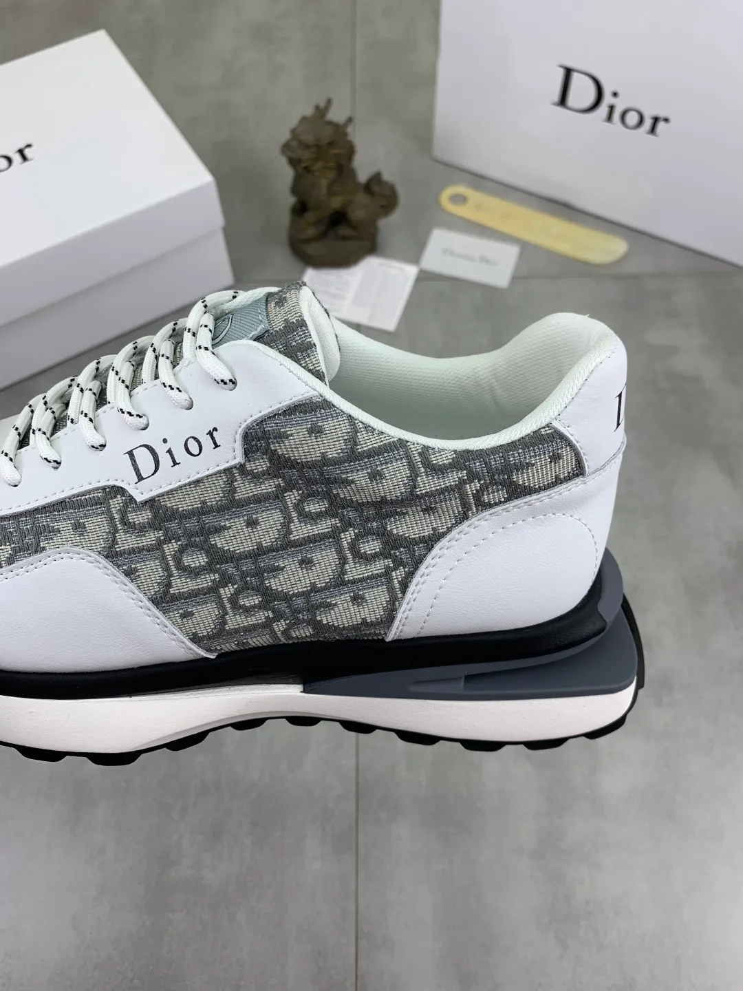 Men's Men's Shoes💰P440💰[New Style]🆘[Dior] 2025 Dior Original Lace-up Low-top Men's Shoes Classic casual shoes 🔥This model is the official classic model, with high quality and made by famous original designers. It is made of high-quality cowhide with original materials➕Comfortable and breathable mesh lining➕Pigskin insole. The perfect last shape and generous and fashionable design have attracted many consumers. Suitable for drivers to drive🚗. What you want is the highest quality in the market. Color: 3️⃣Color code number: 38--44 (45 customized)
